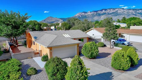7808 Pioneer Trl Ne, Albuquerque, NM, 87109-5146 | Card Image