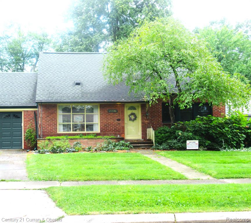 Liberty St, Farmington, MI 48335