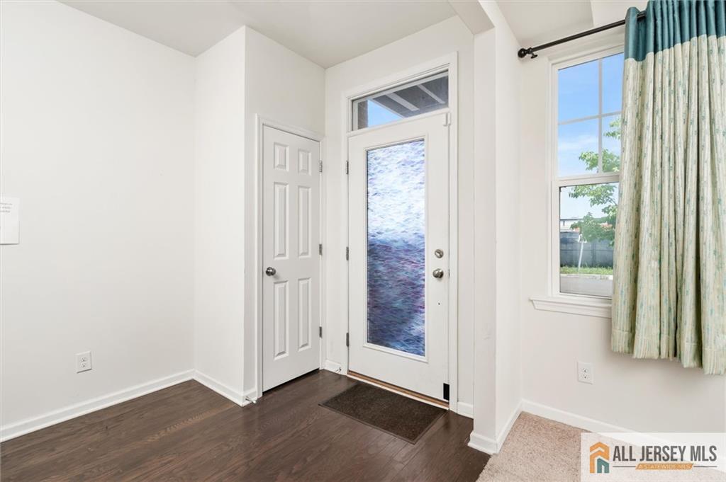 Residential Lease in North Brunswick 5