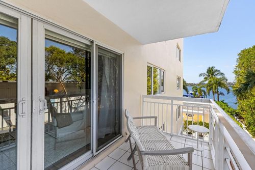 307-250 Bradley Pl, Palm Beach, FL, 33480-3767 | Card Image