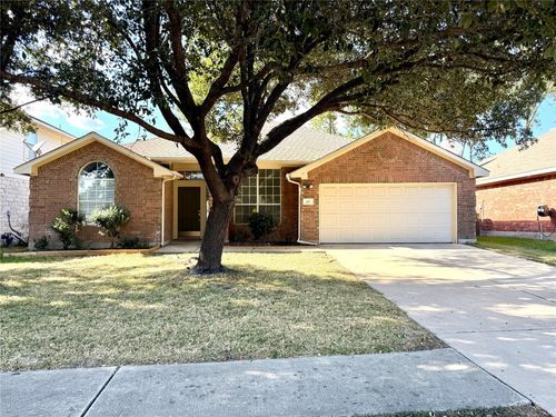 107 Desert Highlands Trl, Round Rock, TX, 78665-2833 | Card Image