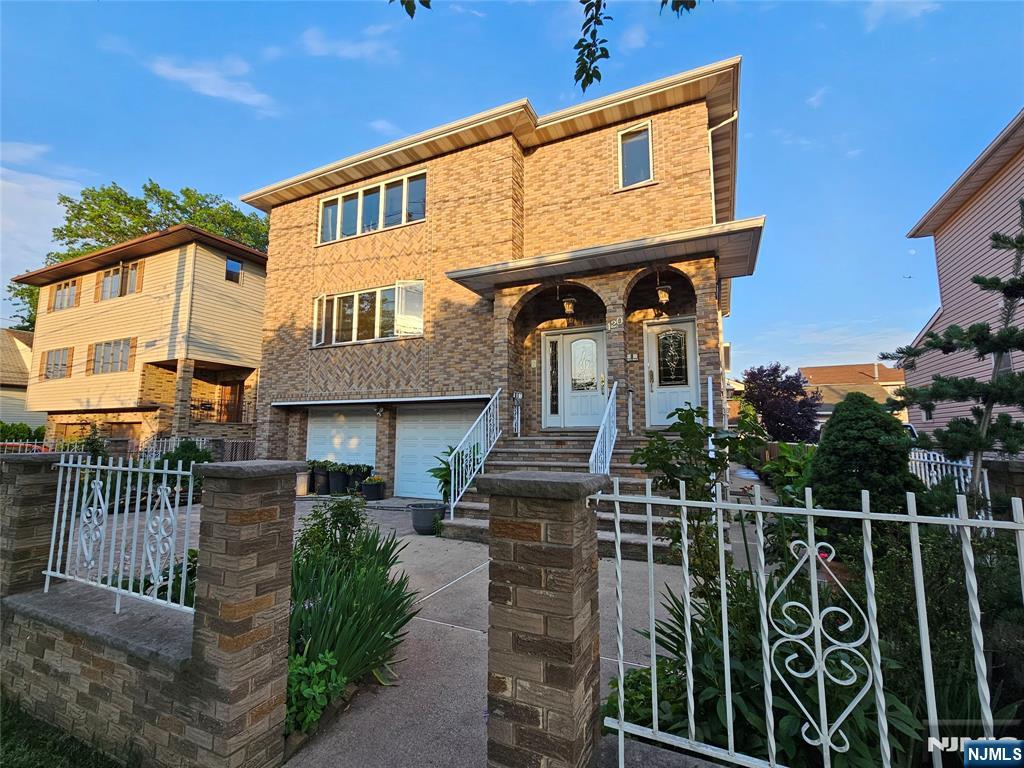 Residential Lease in Wallington 2