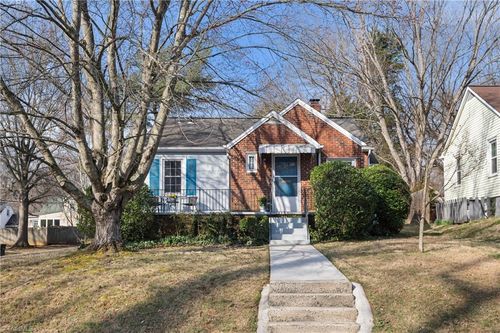 920 Bellview St, Winston-Salem, NC, 27103-4102 | Card Image
