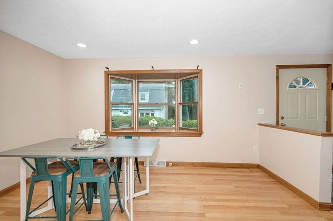 7 Oakhurst Ter, House other with 3 bedrooms, 2 bathrooms and 4 parking in North Reading MA | Image 11