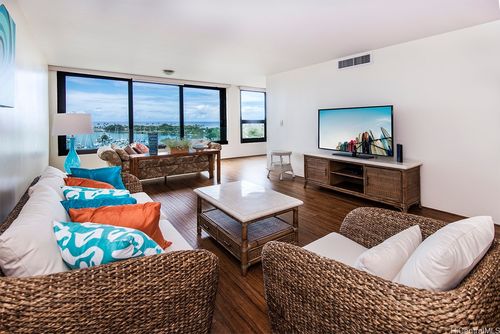 1110-1600 Ala Moana Blvd, Honolulu, HI, 96815-1403 | Card Image
