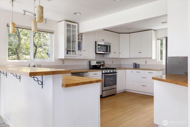 4966 Bradley Ln, House other with 5 bedrooms, 4 bathrooms and null parking in Freeland WA | Image 10