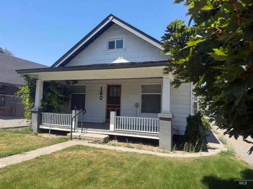 160 E Arthur Ave, Glenns Ferry, ID, 83623-2378 | Card Image