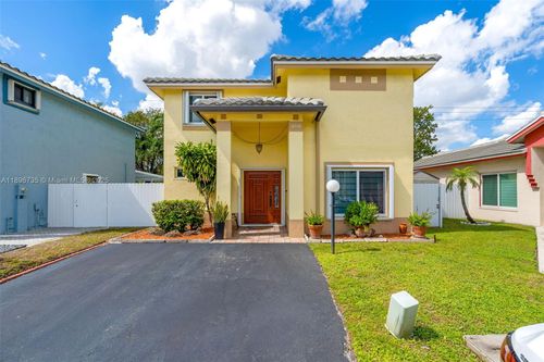 18536 Nw 56th Pl, Miami Gardens, FL, 33055-5332 | Card Image