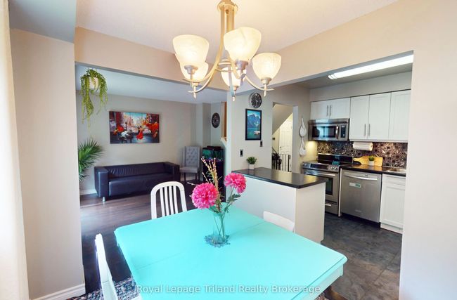 4 - 179 Ferguson Dr, Condo with 3 bedrooms, 2 bathrooms and 1 parking in Woodstock ON | Image 5