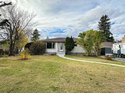 5102 57 Ave, House detached with 4 bedrooms, 2 bathrooms and 4 parking in Olds AB | Image 1