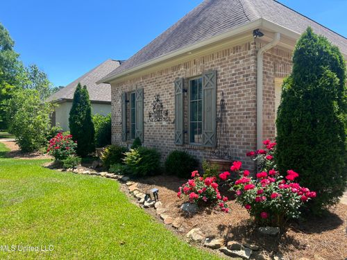 105 Bristol Dr, Madison, MS, 39110-5028 | Card Image