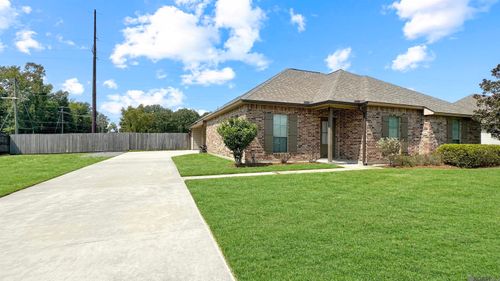 16009 Weston Court Dr, Prairieville, LA, 70769 | Card Image