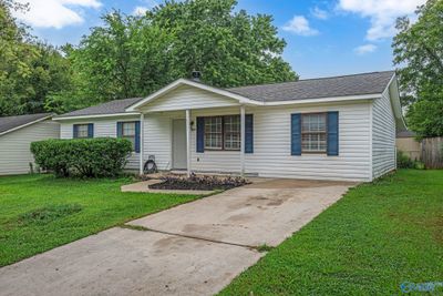 14014 Armond Drive Sw, House other with 3 bedrooms, 1 bathrooms and null parking in Huntsville AL | Image 3