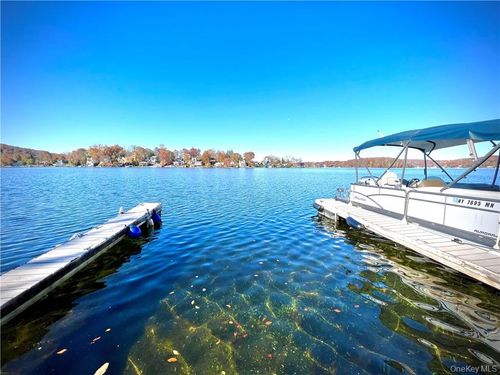 r2-174 E Lake Blvd, Mahopac, NY, 10541-1702 | Card Image