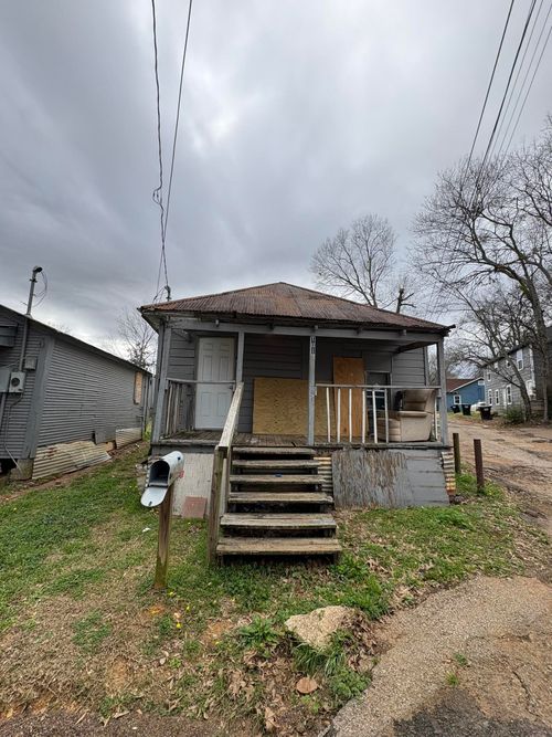 101 White City, Longview, TX, 75601 | Card Image