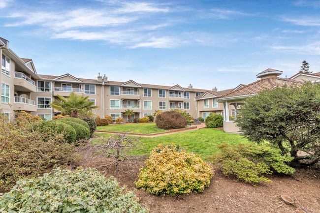 3 - 15875 Marine Drive, Townhouse with 3 bedrooms, 2 bathrooms and 2 parking in White Rock BC | Image 35