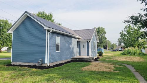 664 W 3rd St, Portland, IN, 47371-1765 | Card Image