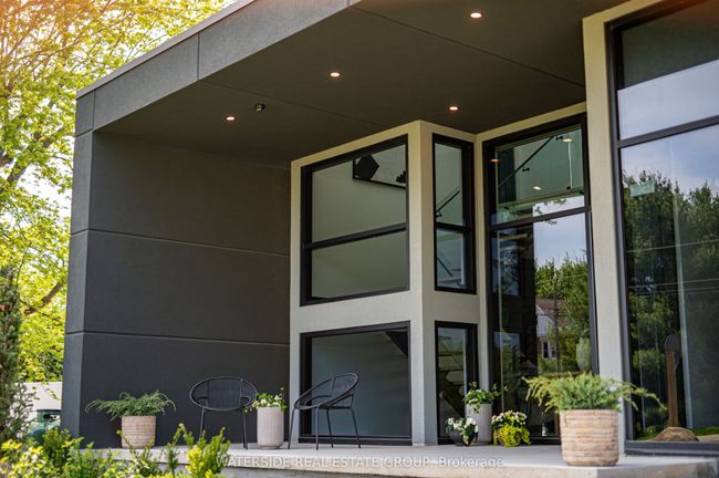 381 7 Th Rd E, House other with 4 bedrooms, 5 bathrooms and 35 parking in Stoney Creek ON | Image 43