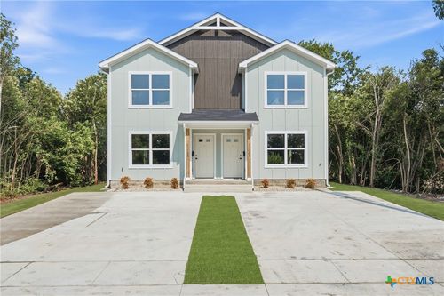 aandb-1112 S 12th St, Temple, TX, 76504-2642 | Card Image