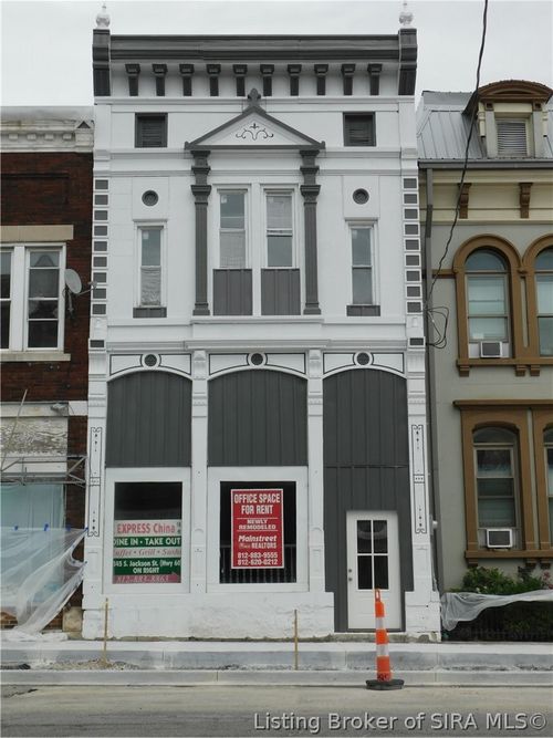 106 S Main St, Salem, IN, 47167-2022 | Card Image