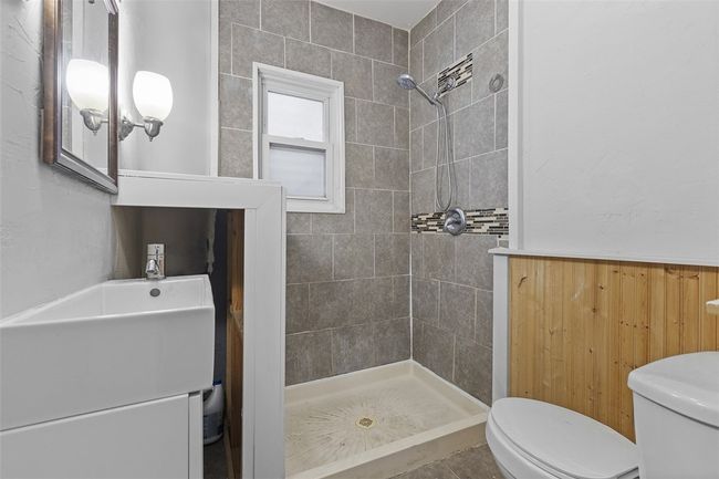 5819 Station St, House other with 5 bedrooms, 4 bathrooms and 1 parking in East Liberty PA | Image 26