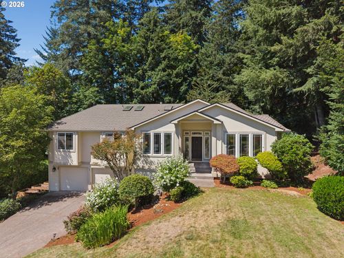12421 Se Deerfield Pl, Happy Valley, OR, 97086-6701 | Card Image