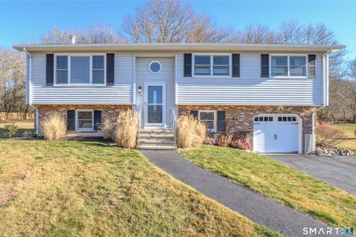 29 Deer Ridge Rd, Stonington, CT, 06378-1915 | Card Image