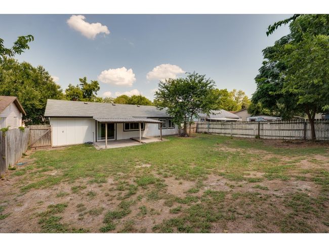6112 Glen Meadow Dr, House other with 4 bedrooms, 2 bathrooms and 2 parking in Austin TX | Image 27