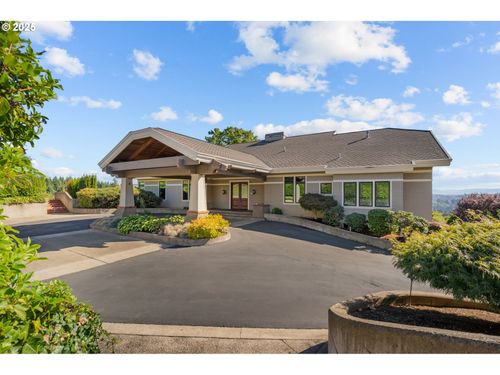 3252 Mount Kuebler Dr S, Salem, OR, 97302-9499 | Card Image