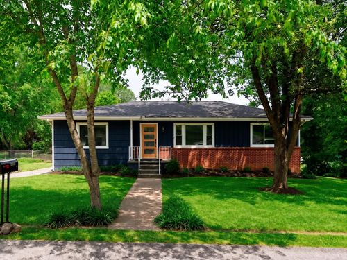 3351 Black Oak Cir, Chattanooga, TN, 37415-5425 | Card Image