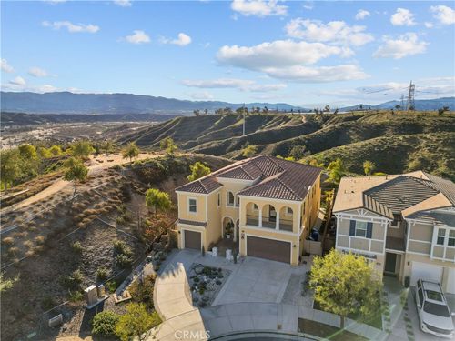27601 Skylark Ln, Saugus, CA, 91350-5776 | Card Image