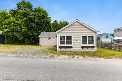 106 Circuit Ave, Wareham, MA, 02571-2088 | Card Image