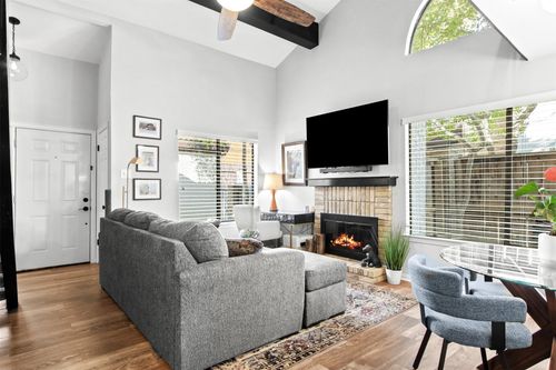 apt-103-18040 Midway Rd, Dallas, TX, 75287-6504 | Card Image