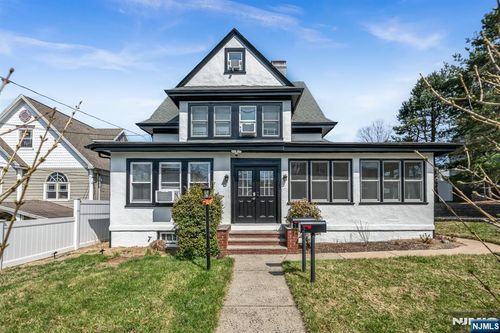 56 S Mountain Ave, Cedar Grove, NJ, 07009-2119 | Card Image