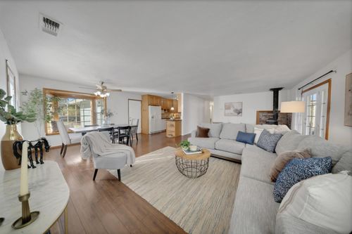 5721 Craig St, Loomis, CA, 95650-8870 | Card Image
