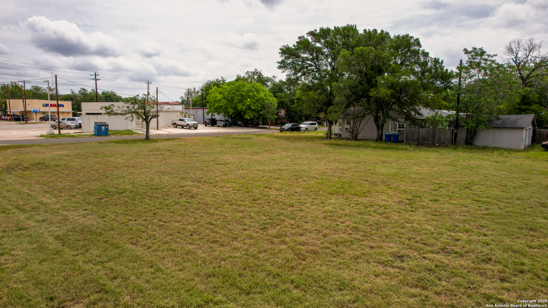 Land in Kerrville 4