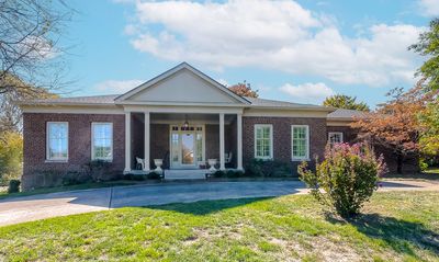 217 Helmsley Lane, House other with 3 bedrooms, 2 bathrooms and null parking in Versailles KY | Image 1