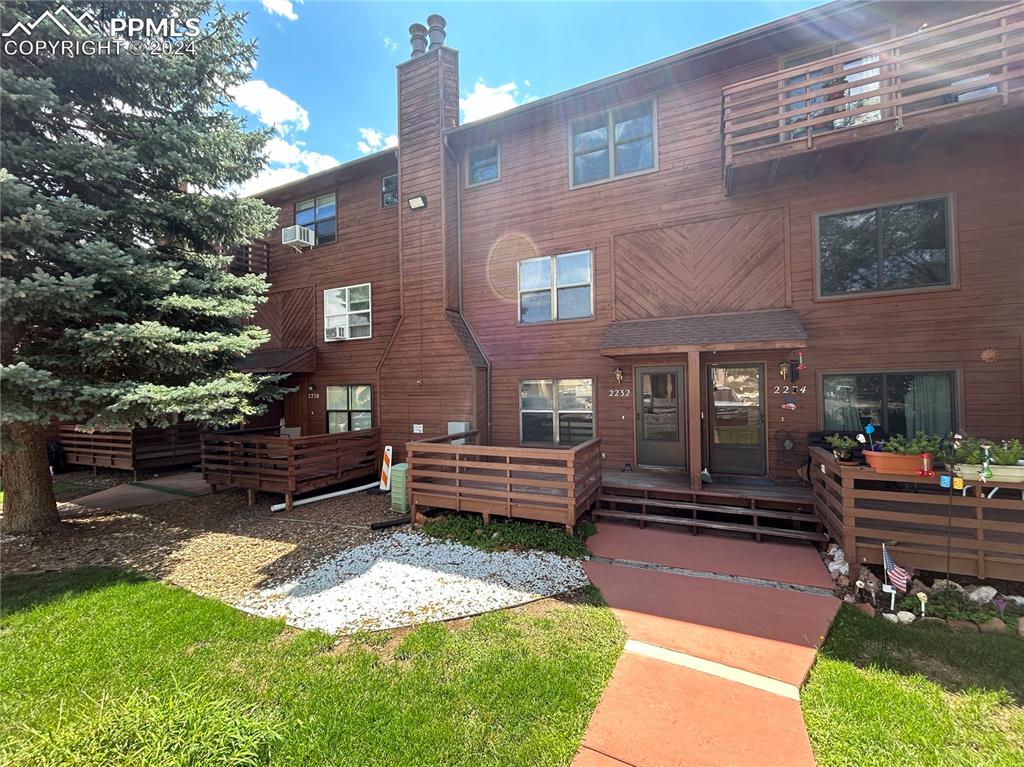 Stepping Stones Way, Colorado Springs, CO 80904