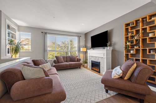 2-7059 210 St, Langley, BC, V2Y0T2 | Card Image