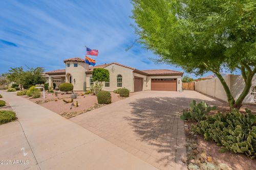 22212 E Sentiero Dr, Queen Creek, AZ, 85142-5640 | Card Image