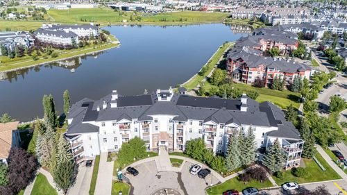 410-8 Country Village Bay Ne, Calgary, AB, T3K5J7 | Card Image