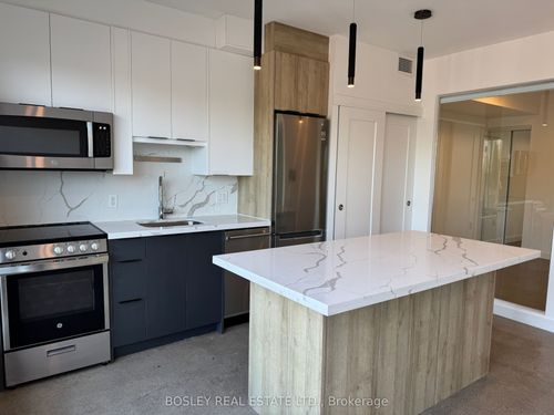 54-41 River St, Toronto, ON, M5A3P1 | Card Image