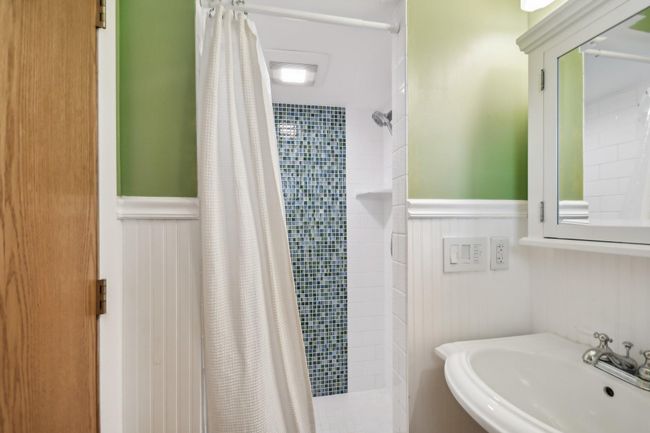 26-web-or-mls-Rhode Island Ave N-1704-026.jpg | Image 21