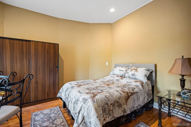 Room in basement. | Image 42