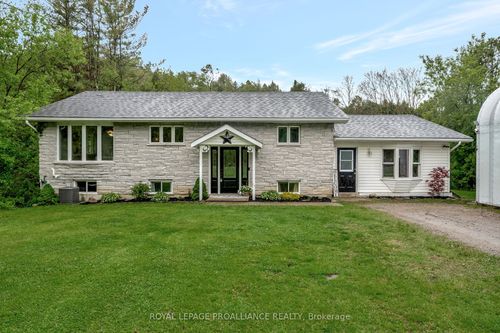 2438 Shelter Valley Rd, Grafton, ON, K0K2G0 | Card Image