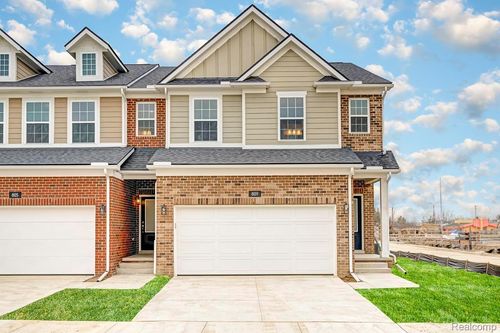 833 Huntley Lane, Troy, MI, 48085 | Card Image