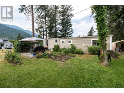 5664 Ponderosa Rd, House other with 2 bedrooms, 1 bathrooms and null parking in Falkland BC | Image 1