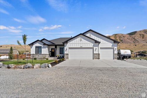 13720 N Highway 38, Collinston, UT, 84306-8704 | Card Image