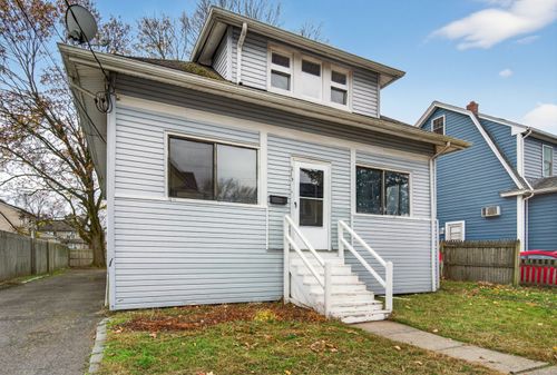 215 Overland Ave, Bridgeport, CT, 06606-2722 | Card Image