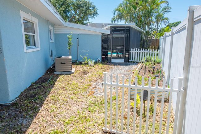 489 Fox Run Trl, House other with 3 bedrooms, 2 bathrooms and null parking in APOLLO BEACH FL | Image 41